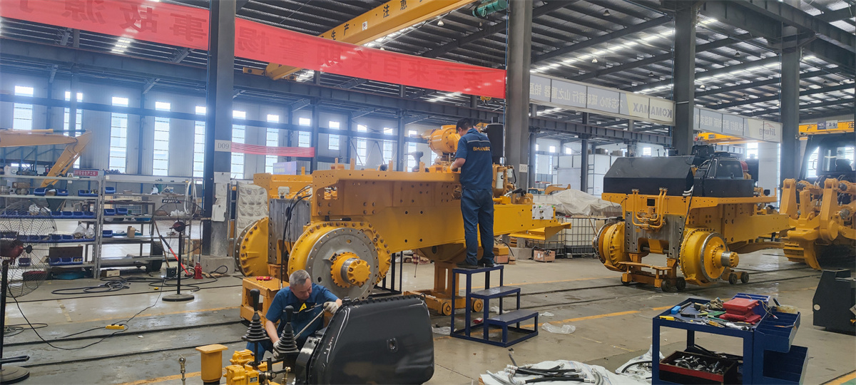600HP SD46矿用推土机高精度液压系统