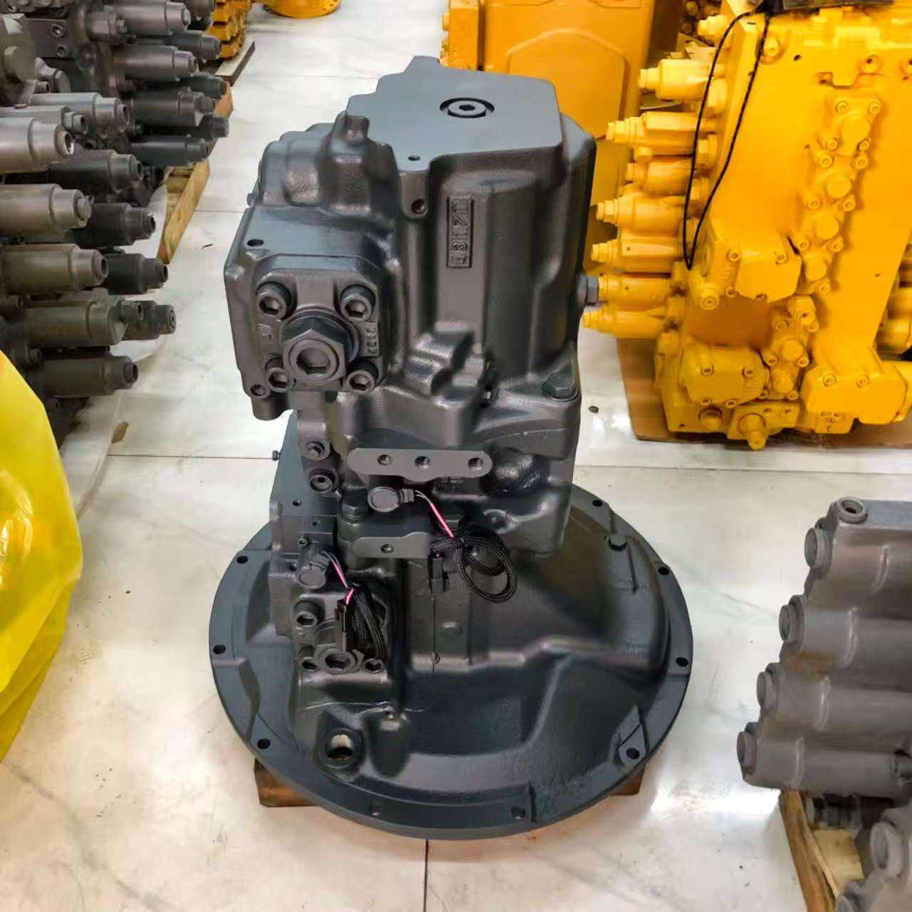 小松PC300-7液压泵